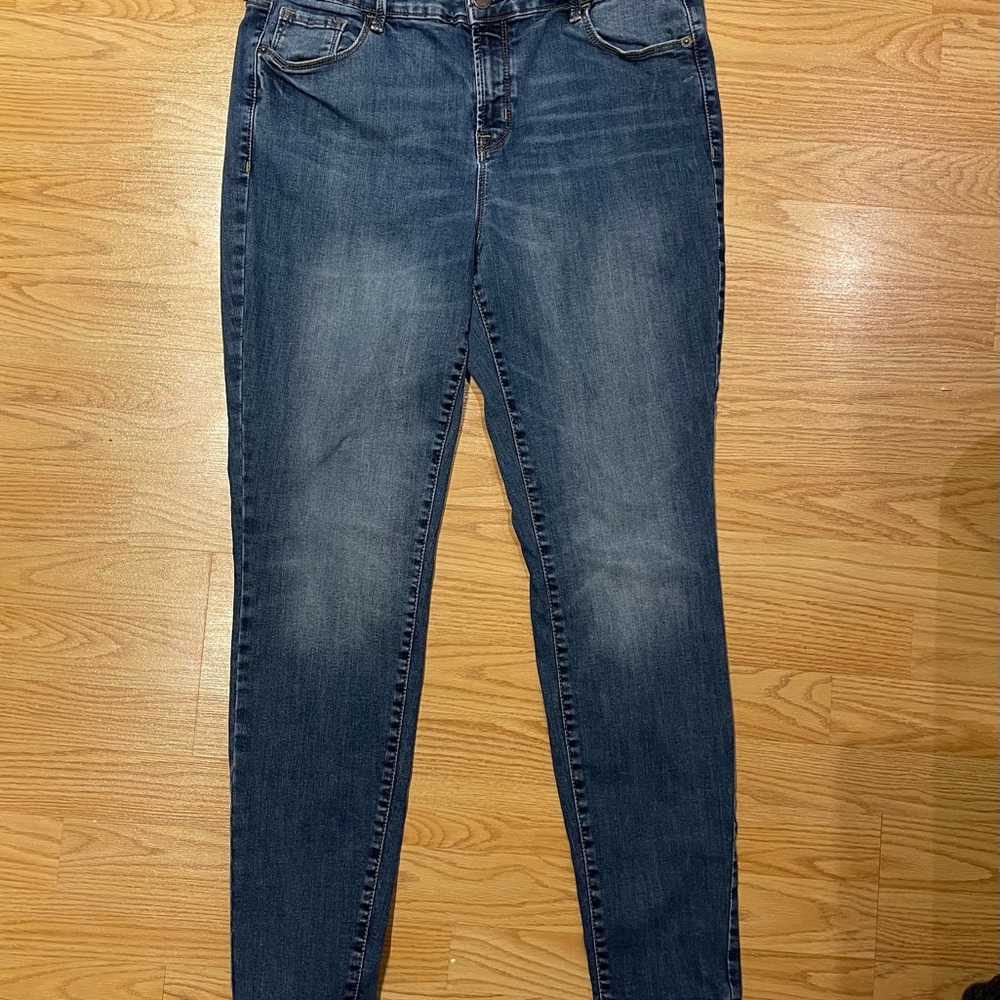 Skinny jeans